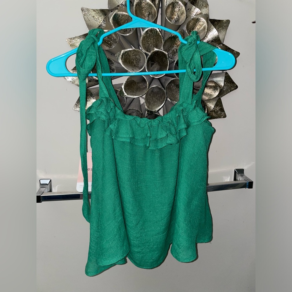 Green Top NWT